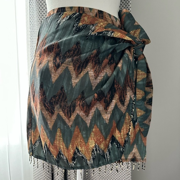 Micas Beaded Mini Skirt (NEW) - Green Mix - Picture 3 of 7